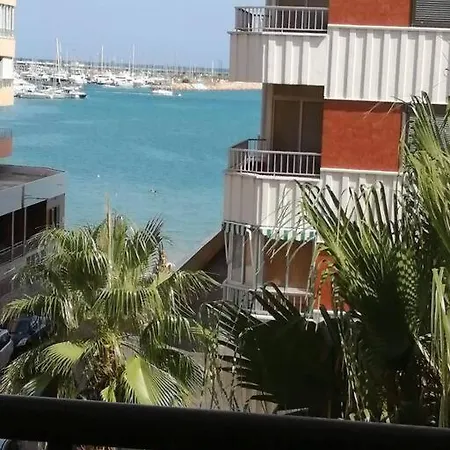 Precioso Apartamento, Frente Al Puerto 아파트 *