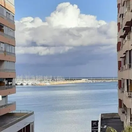 아파트 Precioso Apartamento, Frente Al Puerto *